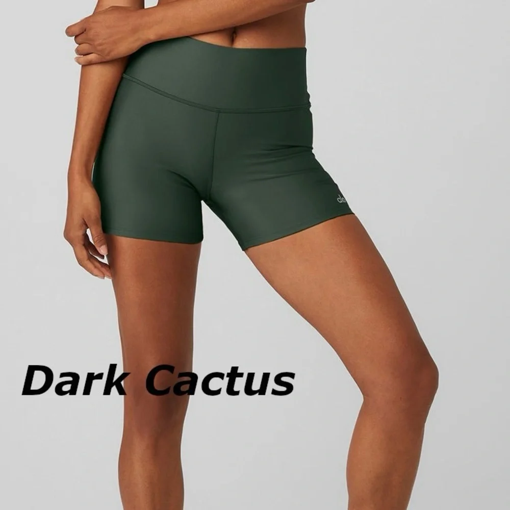 Alo Yoga 5” Airlift Energy Short in Dark Cactus size S Small